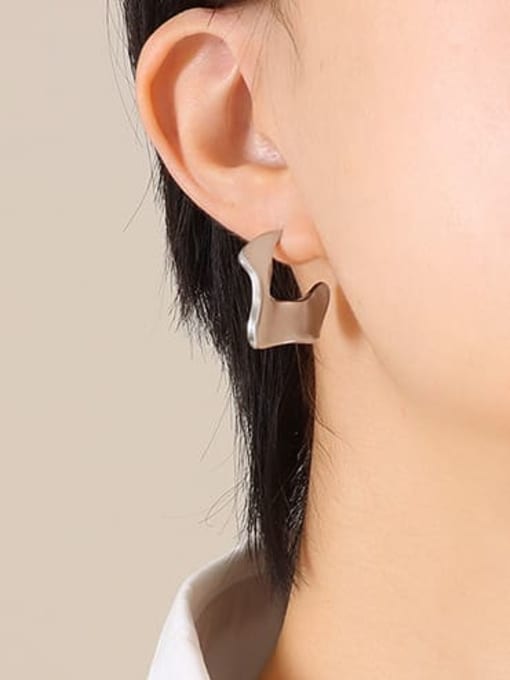 F633 钢色耳环 Titanium Steel Geometric Vintage Stud Earring