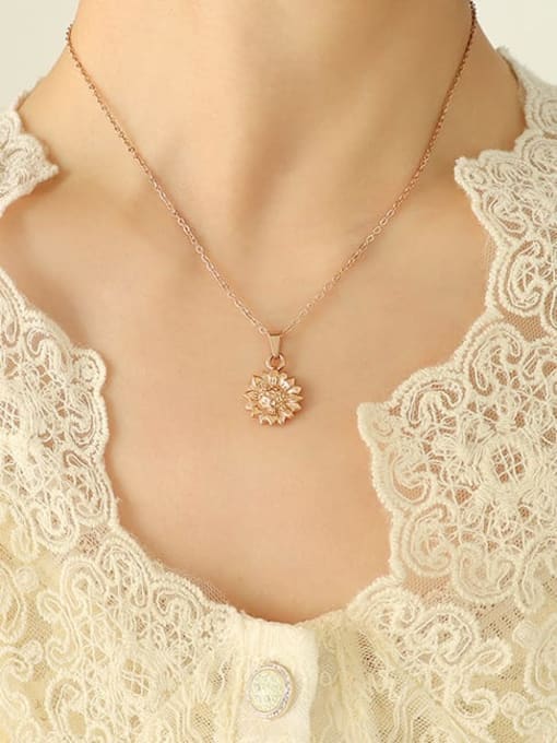 P527 Rose gold 40+ 5cm Titanium Steel Flower Minimalist Necklace