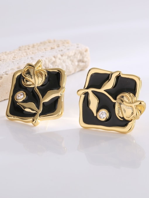 H01642 Gold Brass Enamel Flower Vintage Stud Earring