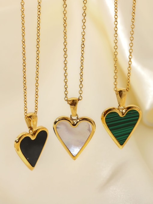 J&D Stainless steel Green Heart Trend Necklace 1
