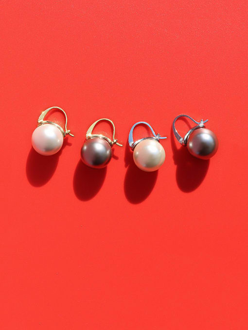 MAKA Titanium 316L Stainless Steel Imitation Pearl Round Minimalist Huggie Earring with e-coated waterproof 1