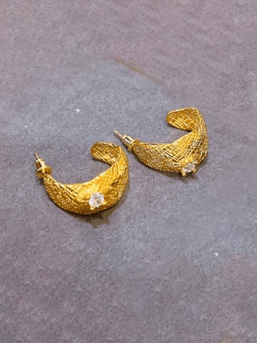 H00992 Brass Cubic Zirconia Geometric Vintage Stud Earring