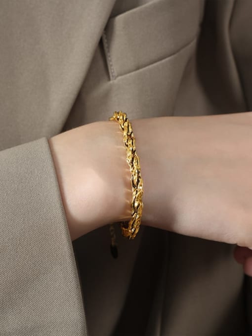 E512 Gold Bracelet 15 5cm Titanium Steel Trend Geometric Bracelet and Necklace Set