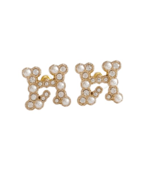 Clioro Brass Imitation Pearl Letter Vintage Stud Earring 0