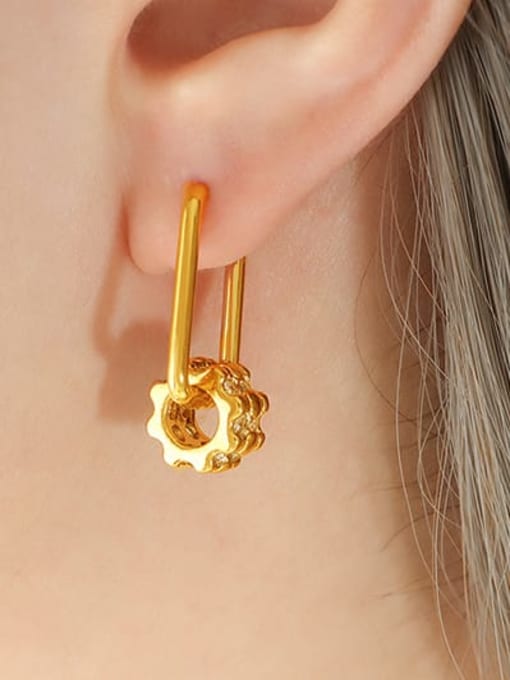 F664 gold earring pendant is brass Titanium Steel Cubic Zirconia Geometric Hip Hop Huggie Earring