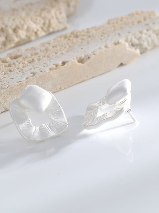 H01744 Brass Geometric Minimalist Drop Earring