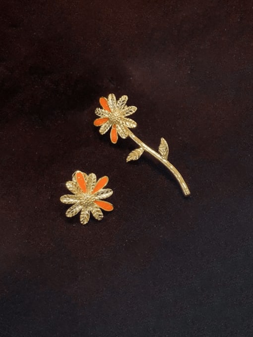 Clioro Brass Enamel Flower Vintage Stud Earring 0