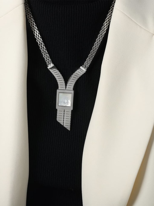 Steel colored necklace 37 7cm Titanium Steel Cubic Zirconia Geometric Trend Link Necklace