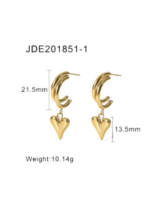 JDE201851 1 Stainless steel Heart Vintage Stud Earring