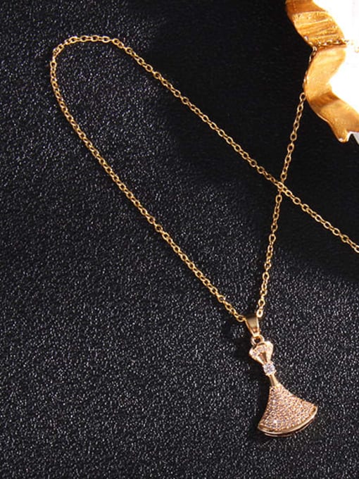 Fan 4 a090 Brass Trend  Cubic Zirconia  FishTail Pendant Necklace