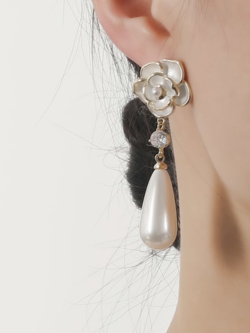 HYACINTH Brass Imitation Pearl Enamel Flower Minimalist Drop Earring 1