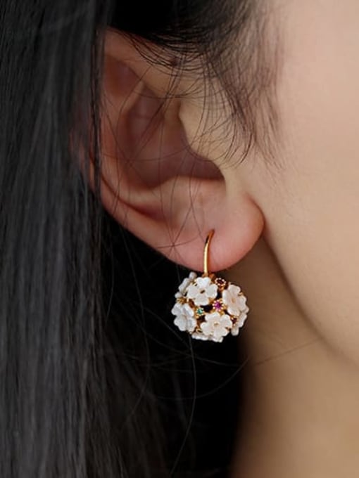 ACCA Brass Resin Flower Minimalist Hook Earring 1