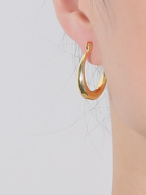 HYACINTH Brass Geometric Minimalist Huggie Earring 1