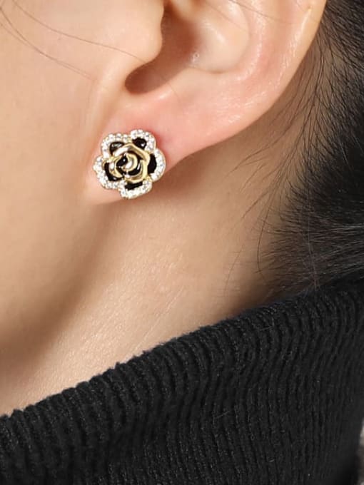 HYACINTH Brass Cubic Zirconia Rosary  Flower Vintage Stud Earring 1