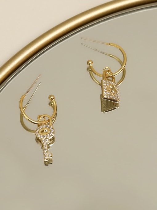 HYACINTH Brass Rhinestone Key Classic Drop Trend Korean Fashion Earring 1