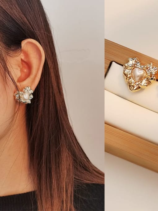 HYACINTH Copper Imitation Pearl Heart Vintage Stud Trend Korean Fashion Earring 1