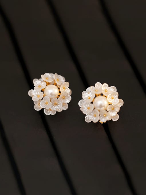 HYACINTH Brass Shell Flower Minimalist Stud Earring 0