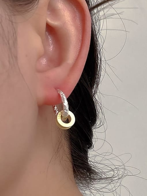 ZRUI Brass Geometric Minimalist Huggie Earring 1