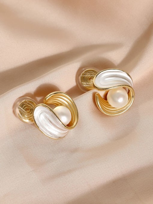 HYACINTH Brass Imitation Pearl Enamel Geometric Minimalist Clip Earring 3