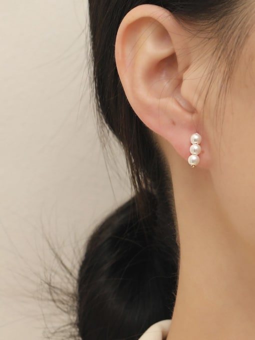HYACINTH Brass Freshwater Pearl Geometric Minimalist Clip Earring 1