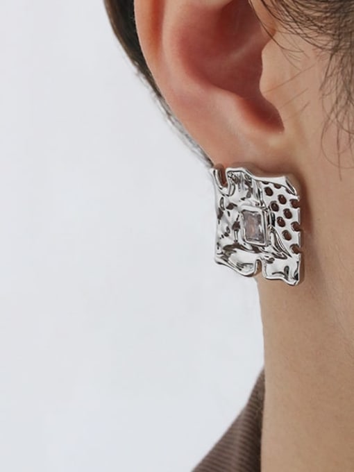 TINGS Brass Hollow Geometric Minimalist Stud Earring 1