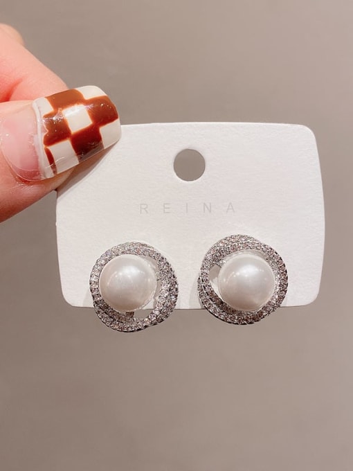 Platinum plating Copper Alloy Freshwater Pearl White Round Dainty Stud Earring
