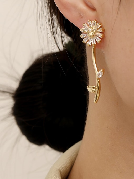 HYACINTH Brass Cubic Zirconia Flower Vintage Stud Trend Korean Fashion Earring 1