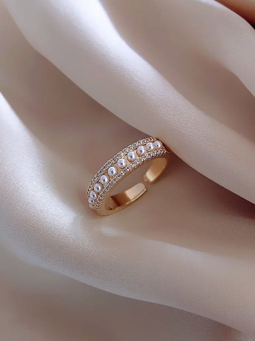 Golden Alloy Imitation Pearl White Geometric Trend Band Ring/Free Size Ring