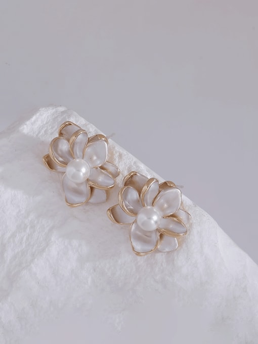 14k gold Brass Imitation Pearl Enamel Flower Minimalist Stud Earring