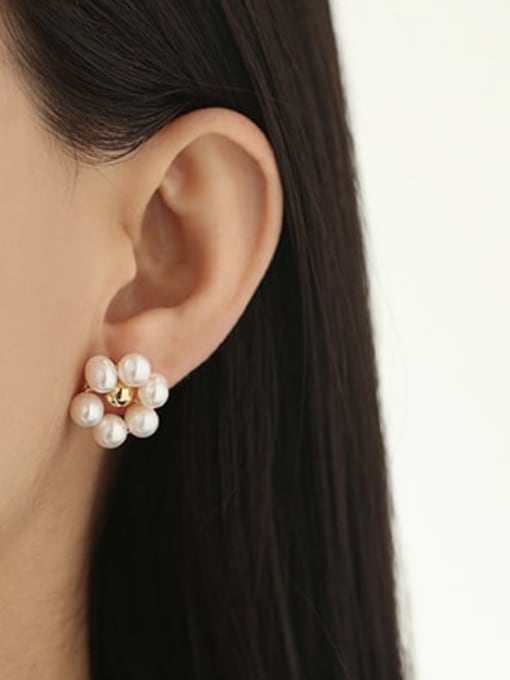 ACCA Brass Imitation Pearl Flower Vintage Stud Earring 1