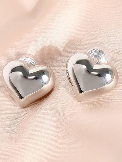 White K Brass Smooth  Heart Minimalist Clip Earring