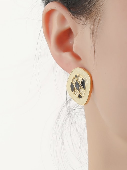 HYACINTH Brass Enamel Geometric Vintage Stud Earring 1