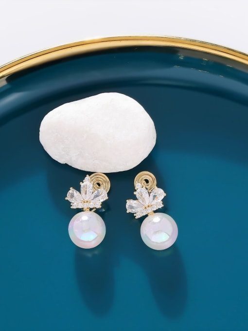 14K gold Brass Imitation Pearl Mermaid Minimalist Stud Earring