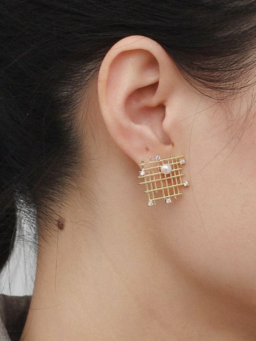 HYACINTH Copper Imitation Pearl Hollow Geometric Minimalist Stud Trend Korean Fashion Earring 1