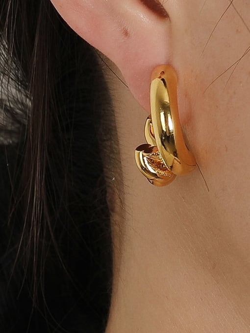 HYACINTH Brass Geometric Vintage Stud Earring 1