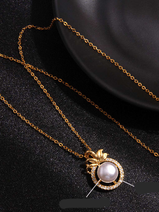 A043 Copper Imitation Pearl Bear Trend Pendant Necklace