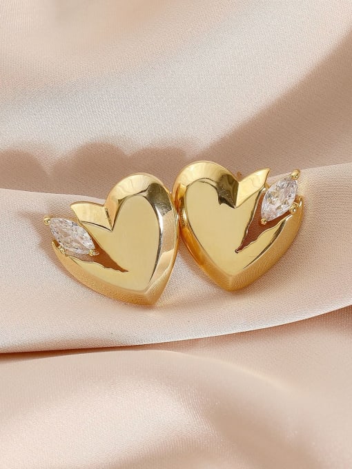 16k gold Brass Cubic Zirconia Heart Minimalist Stud Earring