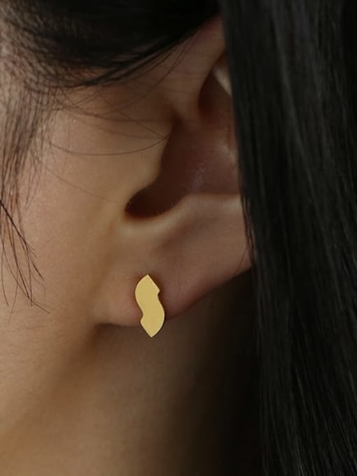 Five Color Brass Letter Minimalist Single Earring(Single-Only One) 1