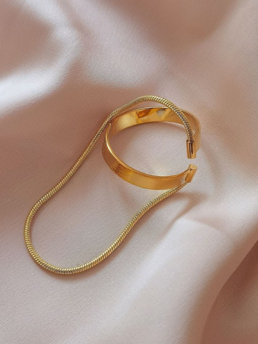 16K gold Brass Hollow Geometric Minimalist Clip Earring