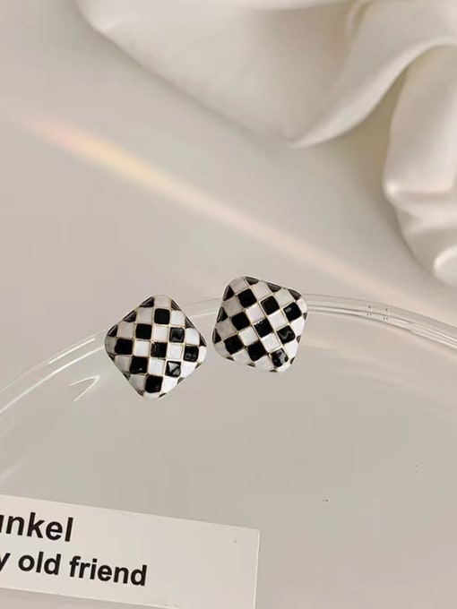 Checkerboard Diamond Earrings Copper Alloy Enamel Heart Trend Stud Earring