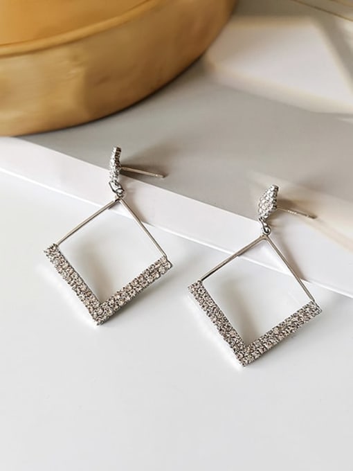White K Copper Cubic Zirconia Geometric Minimalist Drop Trend Korean Fashion Earring