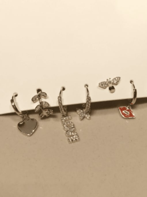 ZRUI Brass Cubic Zirconia Vintage  Letter Bee Set Huggie Earring 2