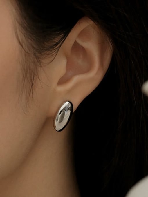 ACCA Brass Smooth Oval Minimalist Stud Earring 2