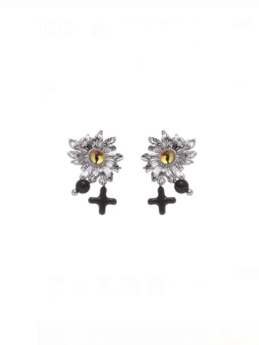 TINGS Brass Enamel Flower Vintage Stud Earring 3