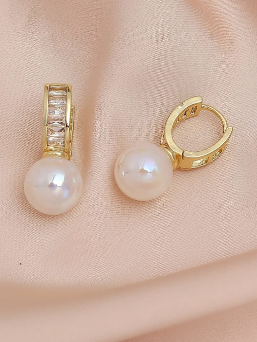 14k gold Brass Imitation Pearl Geometric Minimalist Huggie Earring