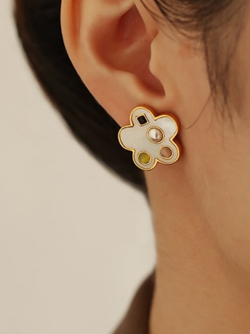 ACCA Brass Imitation Pearl Acrylic Flower Vintage Stud Earring 1