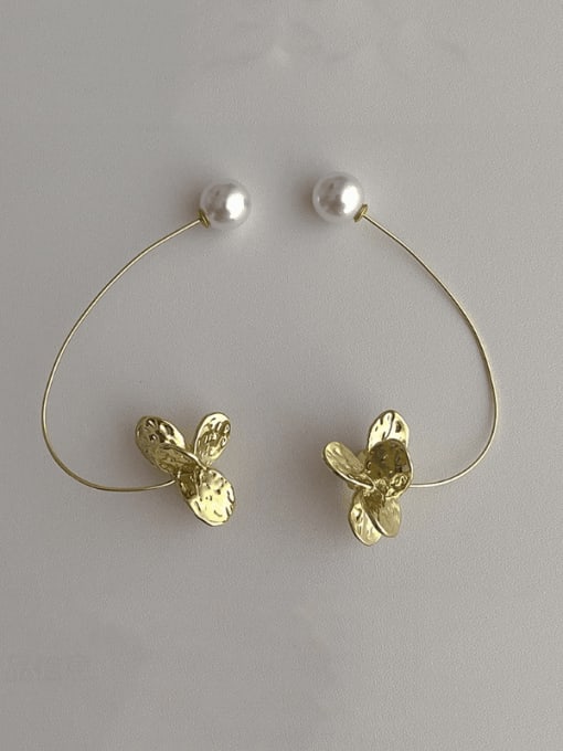 L 117 Golden Pearl Flower Earrings Brass Imitation Pearl Flower Hip Hop Hook Earring
