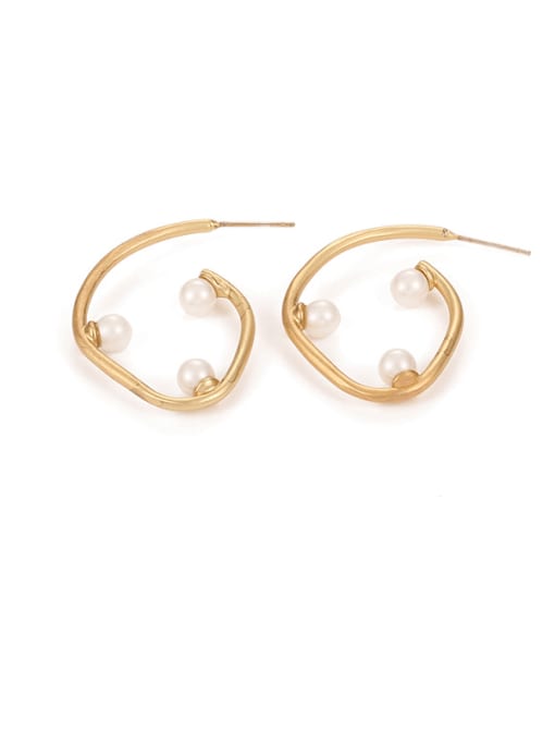 Three pearls Brass Imitation Pearl Geometric Minimalist Stud Earring