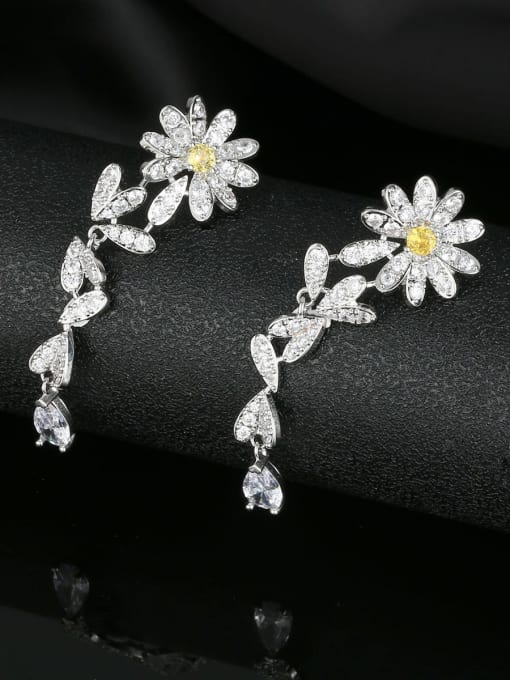 OUOU Brass Cubic Zirconia Flower Heart Luxury Cluster Earring 1