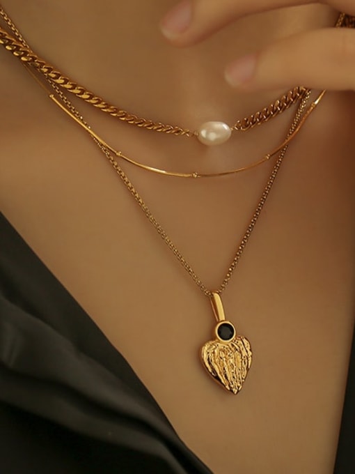 Five Color Brass Cubic Zirconia Heart Vintage Necklace 1